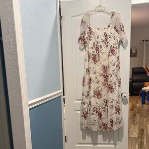 NY Collection Floral Maxi Dress in White and Pink